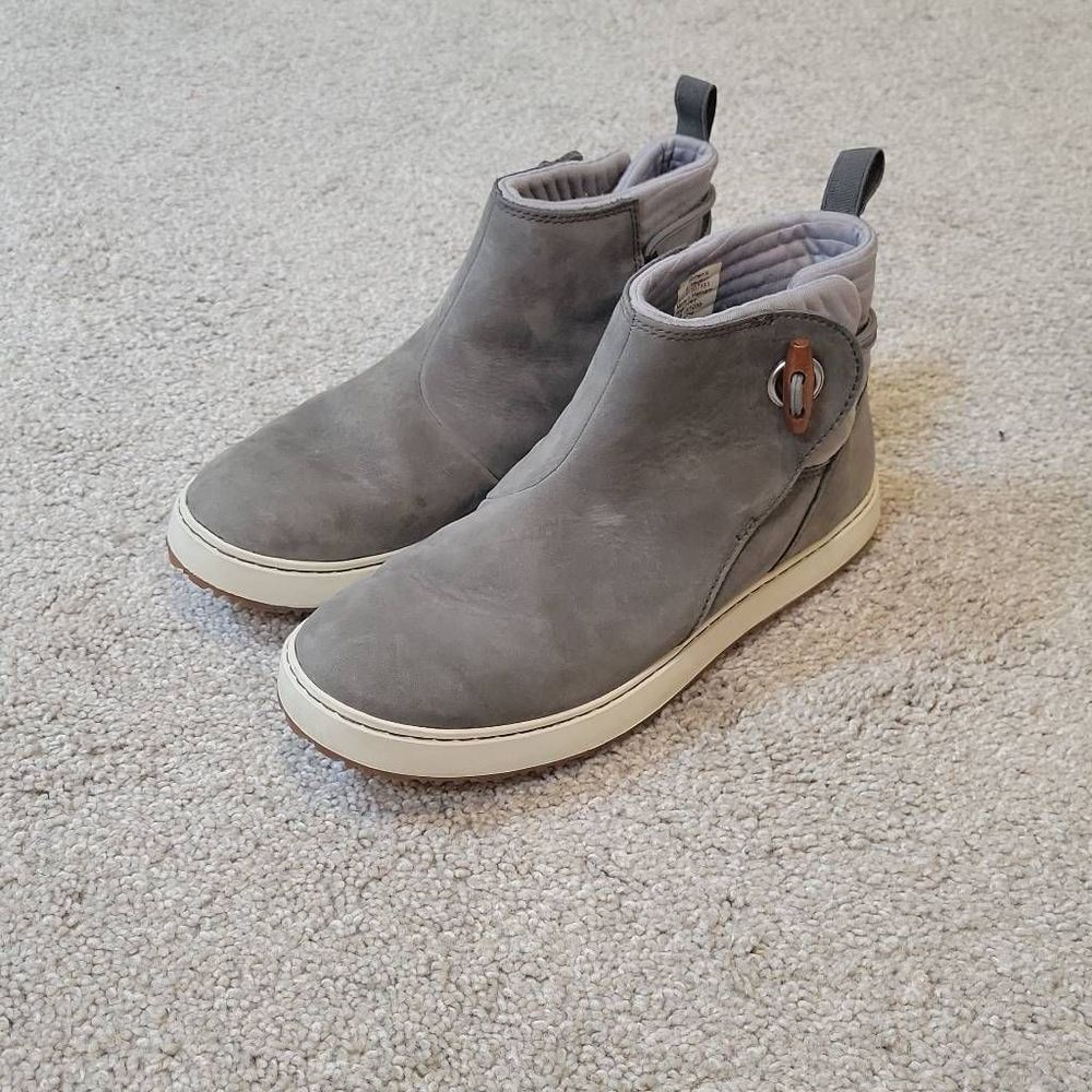 L.L.Bean (8.5) - Women's Mountainside Toggle Boots